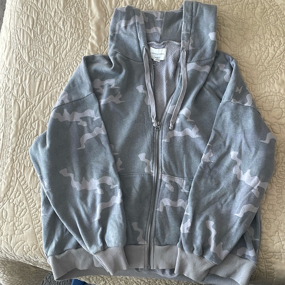 AE camp zip up